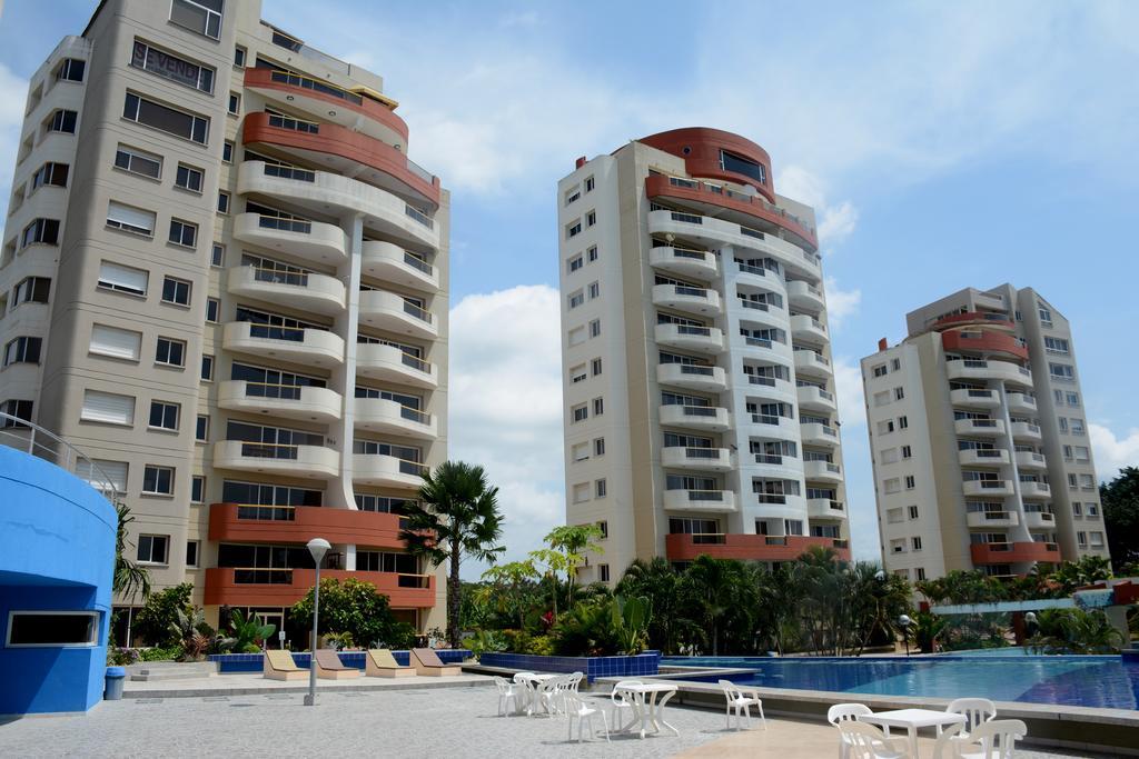 Playa Almendro Resort Tonsupa Exterior photo