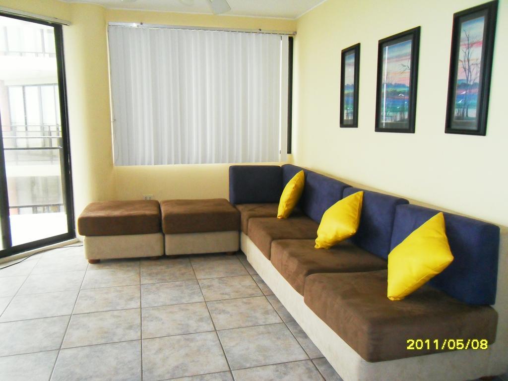 Playa Almendro Resort Tonsupa Exterior photo