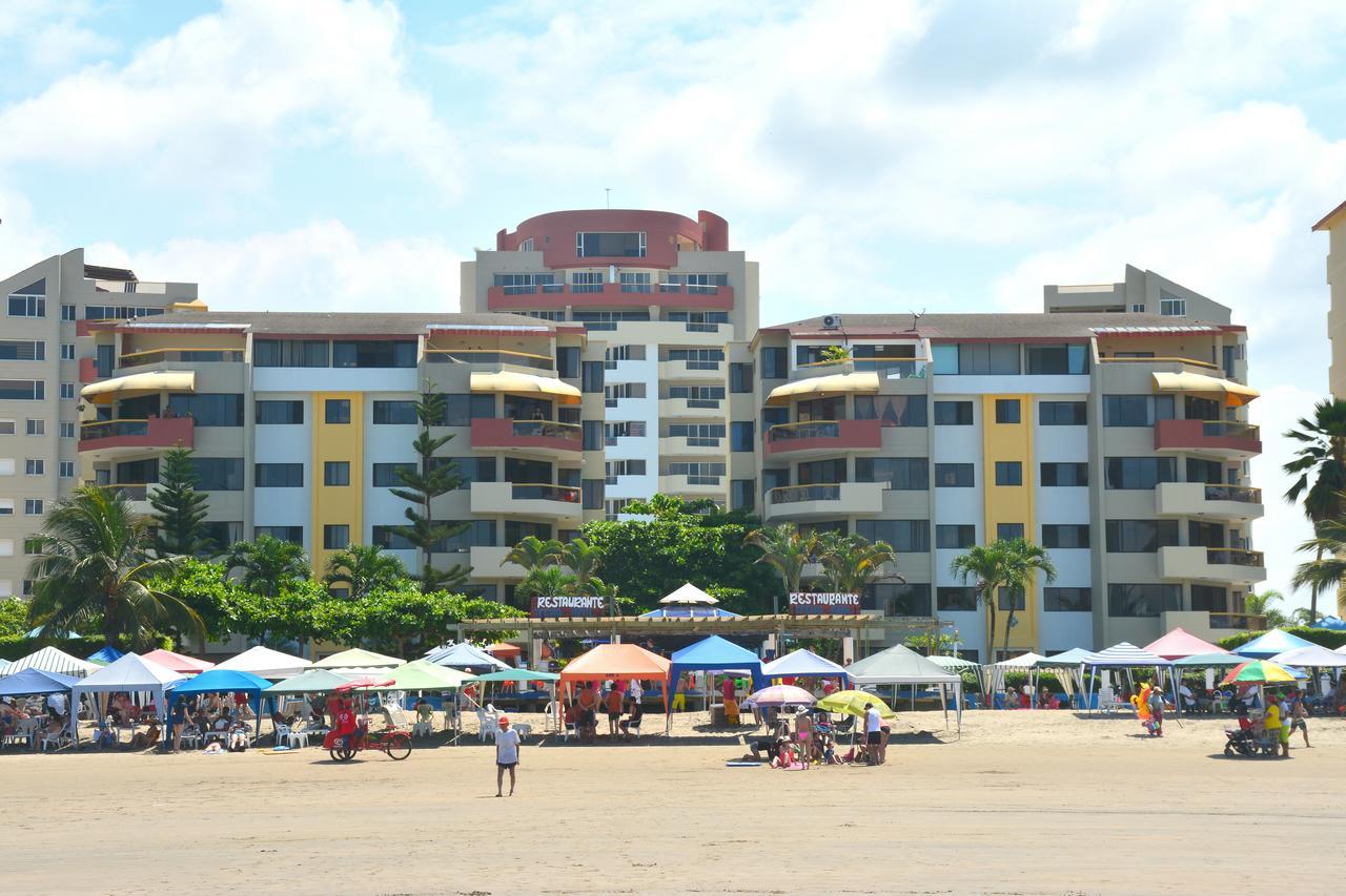 Playa Almendro Resort Tonsupa Exterior photo