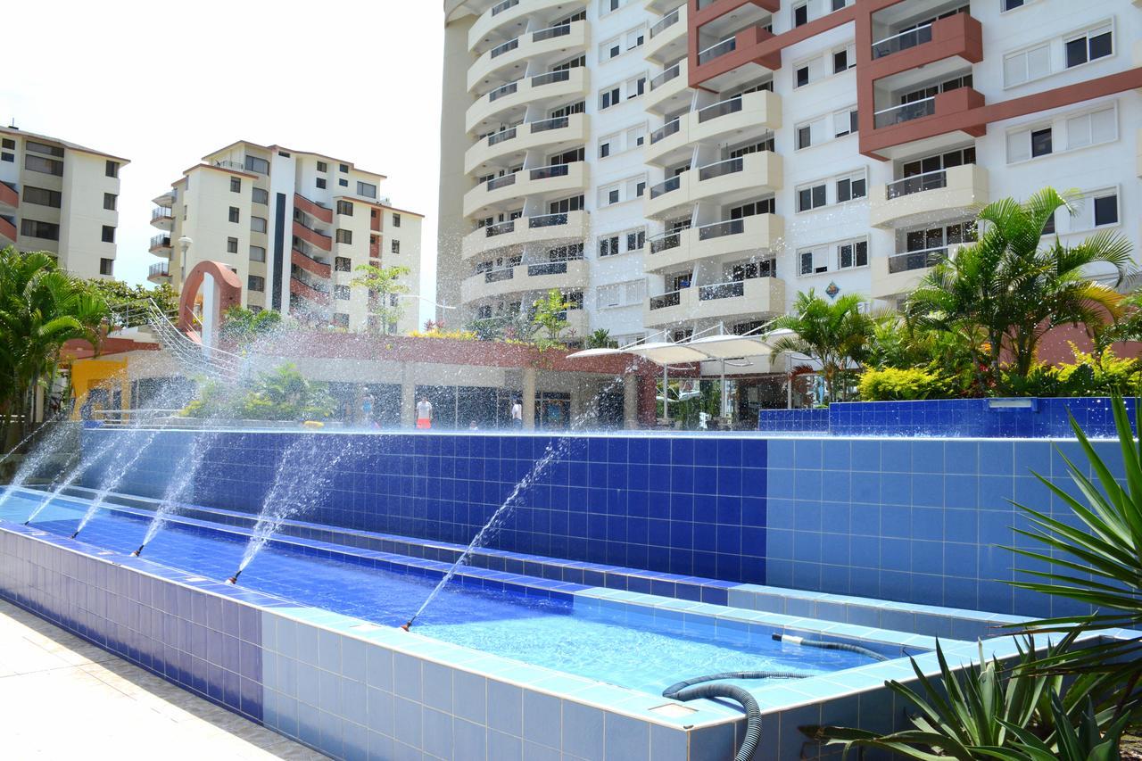 Playa Almendro Resort Tonsupa Exterior photo