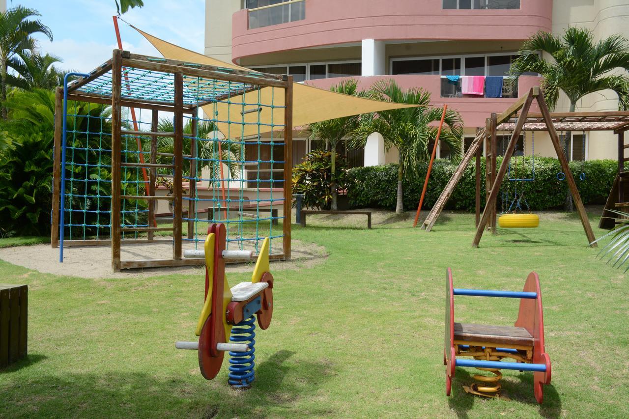 Playa Almendro Resort Tonsupa Exterior photo